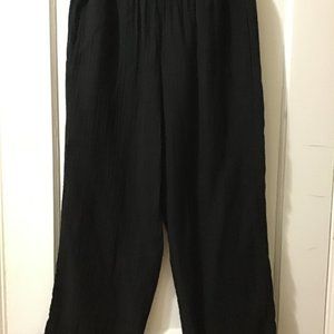 EILEEN FISHER ORGANIC COTTON RIBBED CAPRI PANTS. S